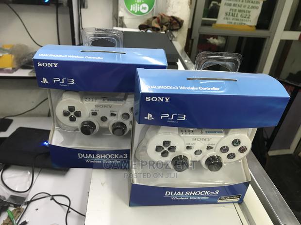 Play Station 3 White Game Controllers - thumbnail 2