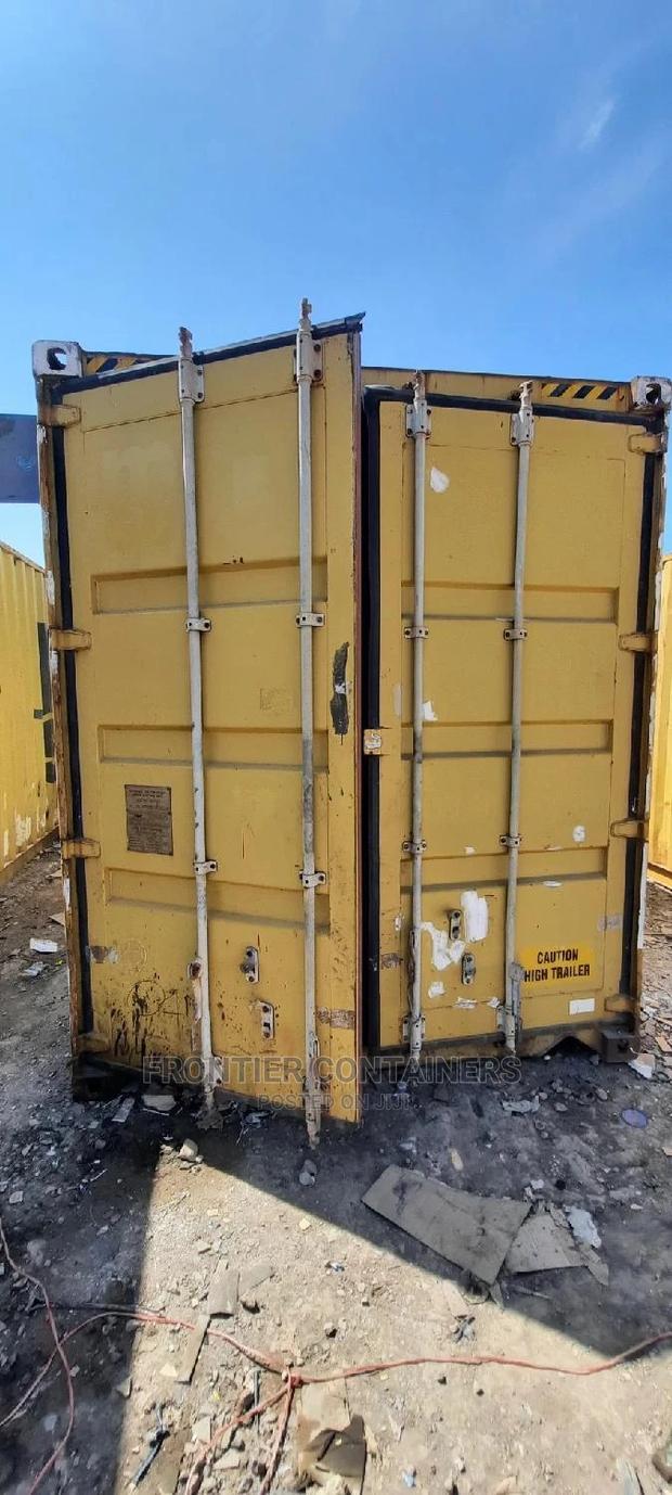 40 High Cube Containers - thumbnail 2