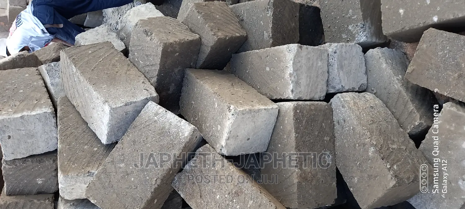 1st Grade,Grey Machine-Cut Stones