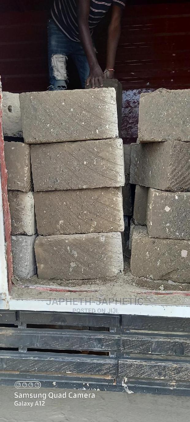 All Size Machine Cut Stones - thumbnail 2