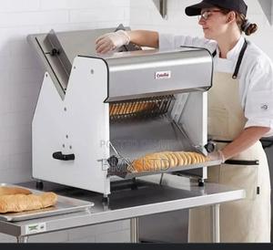 Bread Cutting Machine - thumbnail 2