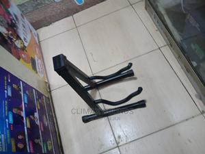 Guitar Stands - main view