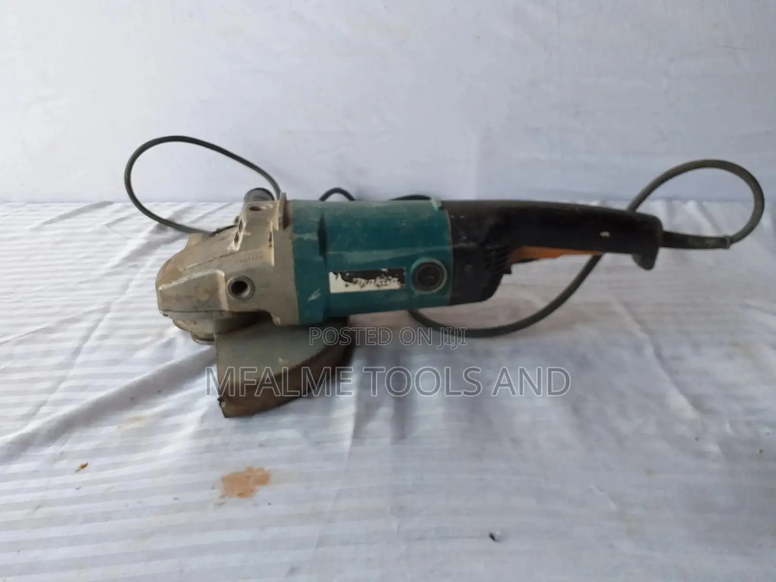 Angle Grinder - Genuine Makita 9 Inch Heavy Duty 240v- EX-UK