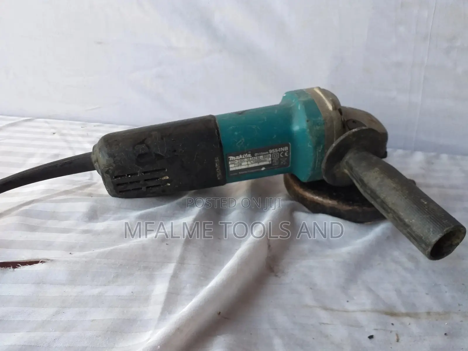 Grinder - Genuine Makita Small Grinder, 800w, 240v- EX-UK