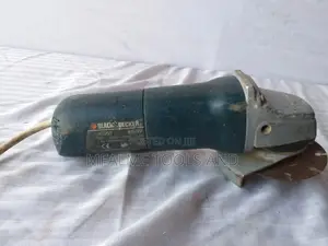 Grinder -B Decker Small Light Duty Grinder 800w, 240v- Ex-Uk