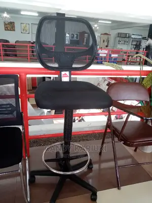 Cashier Chair