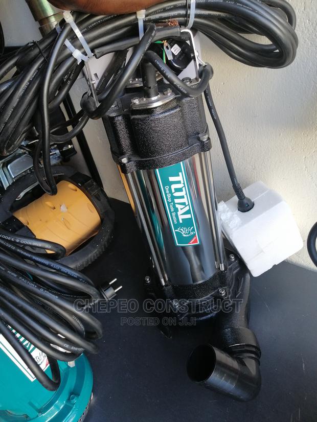 Submersible Water Pump - main view