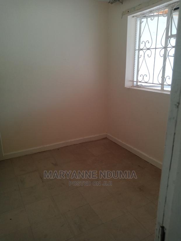 Three Bedrooms With an Sq South C Oleshapara at 55000 - thumbnail 4