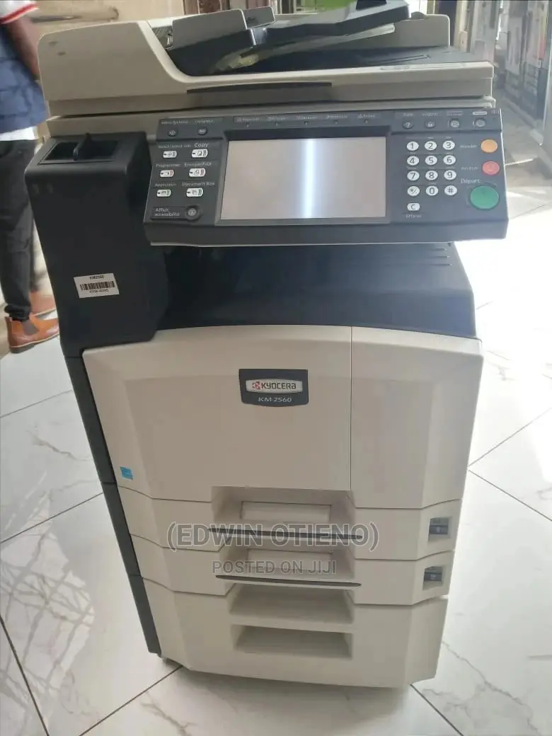 Kyocera KM 2560