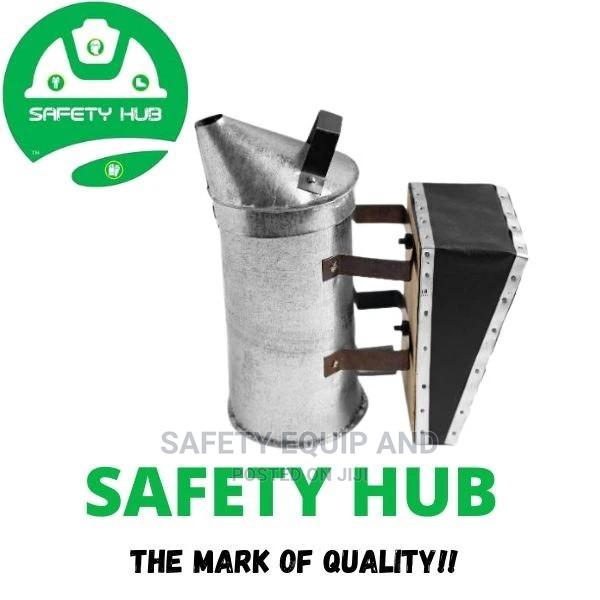 Bee Smokers in Kenya - main view