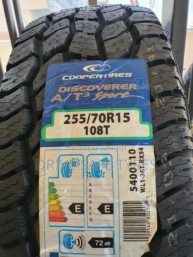 255/70 R15 Cooper Tyre Made in U.S.A 108T