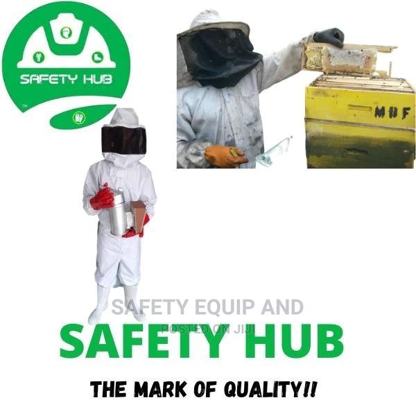 Bee Suit at Affordable Price (Discounted Pair of Gloves)