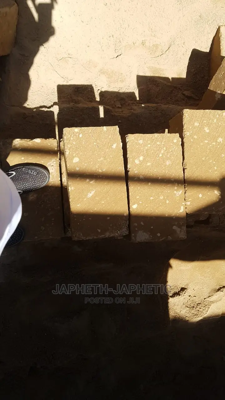Brown Yellow Stones(Machine Cut)