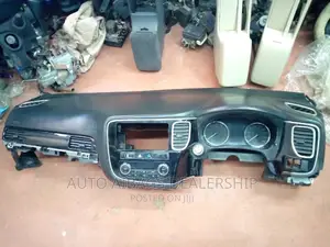Dashboard Mitsubishi Outlander Year Model 2014.