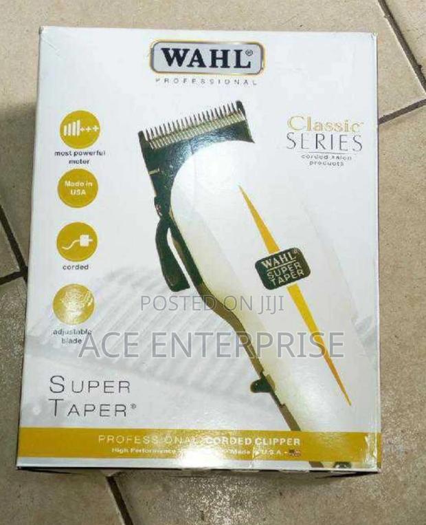 High Quality New Model Series Wahl Professional Super Taper - main view