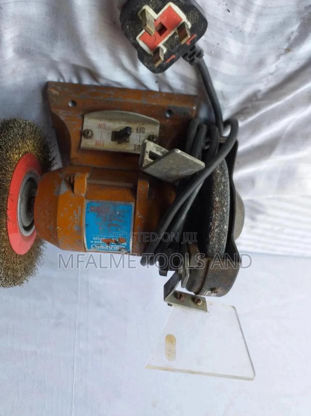 Grinder - Bench Grinder, 240v, 650w Draper, Wire Brush Ex-Uk - thumbnail 4