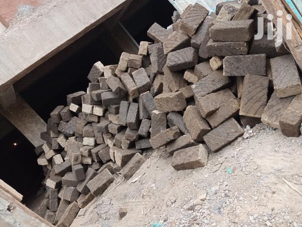 Machine Cut Stones(Ndarugo)