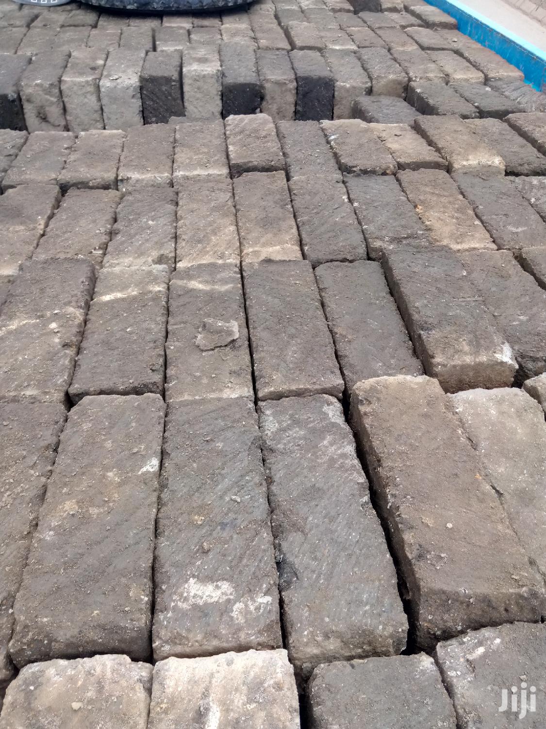Machine Cut Stones(Ndarugo)