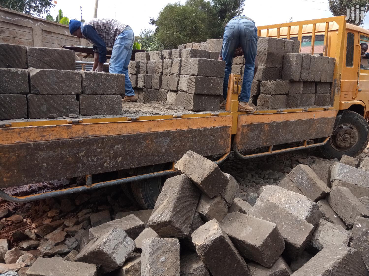 Ndarugo Machine Cut Stones