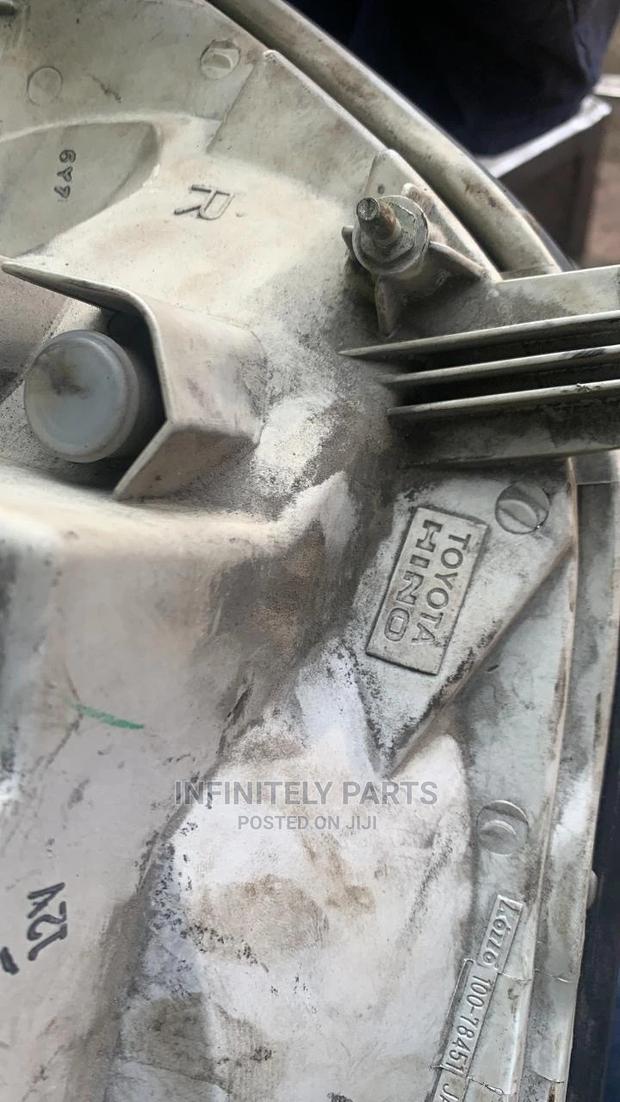 Toyota Dyna Headlight - thumbnail 4
