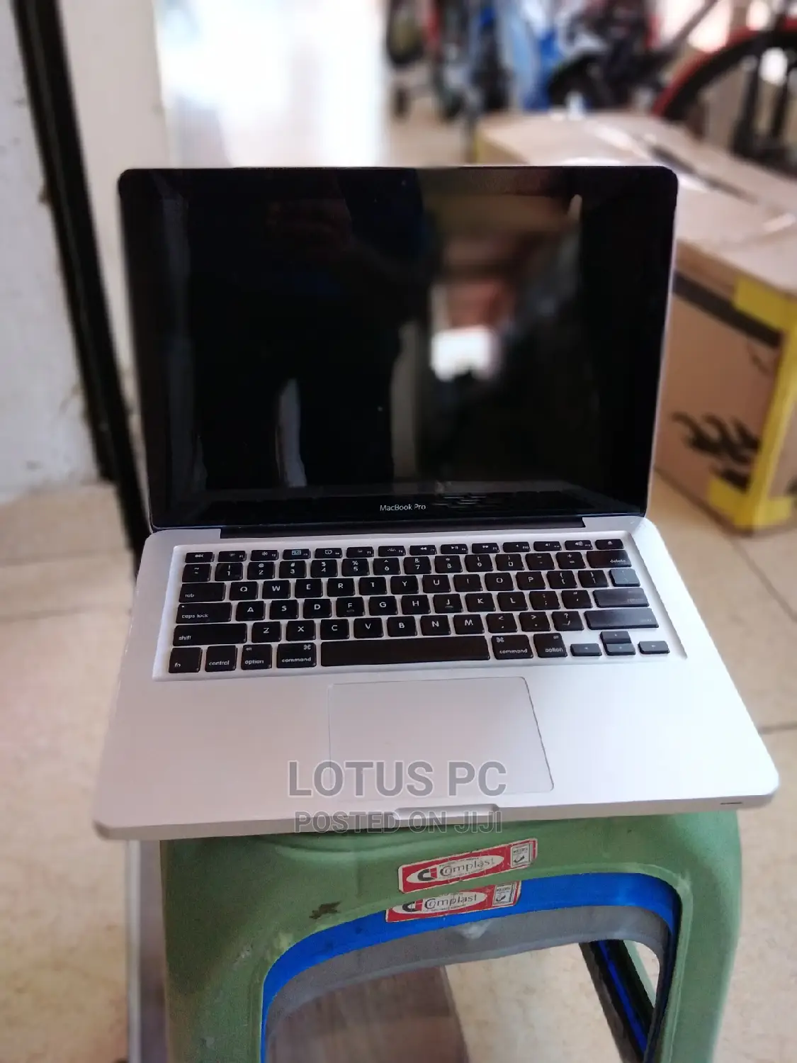 Laptop Apple MacBook Pro 8GB Intel Core I5 HDD 500GB