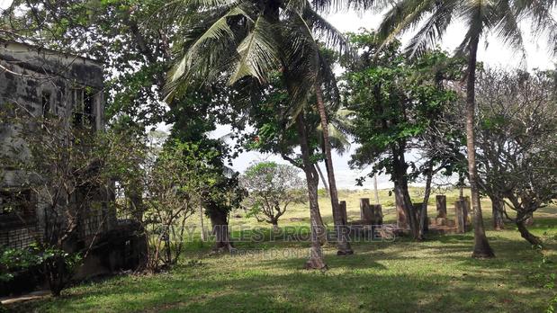 A Parcel of 4.5 Acres Beach Plot on Sale - thumbnail 3