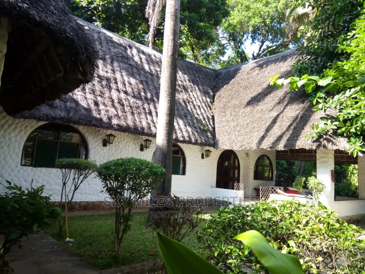 Beach Cottages Available for Holiday Rentals