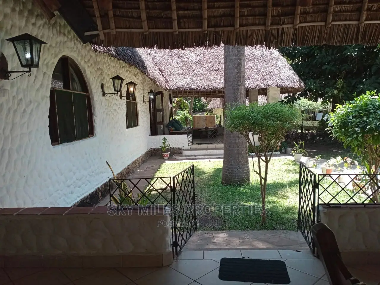 Beach Cottages Available for Holiday Rentals