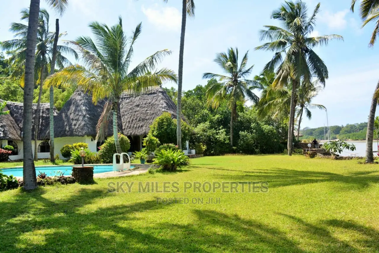 Beach Cottages Available for Holiday Rentals