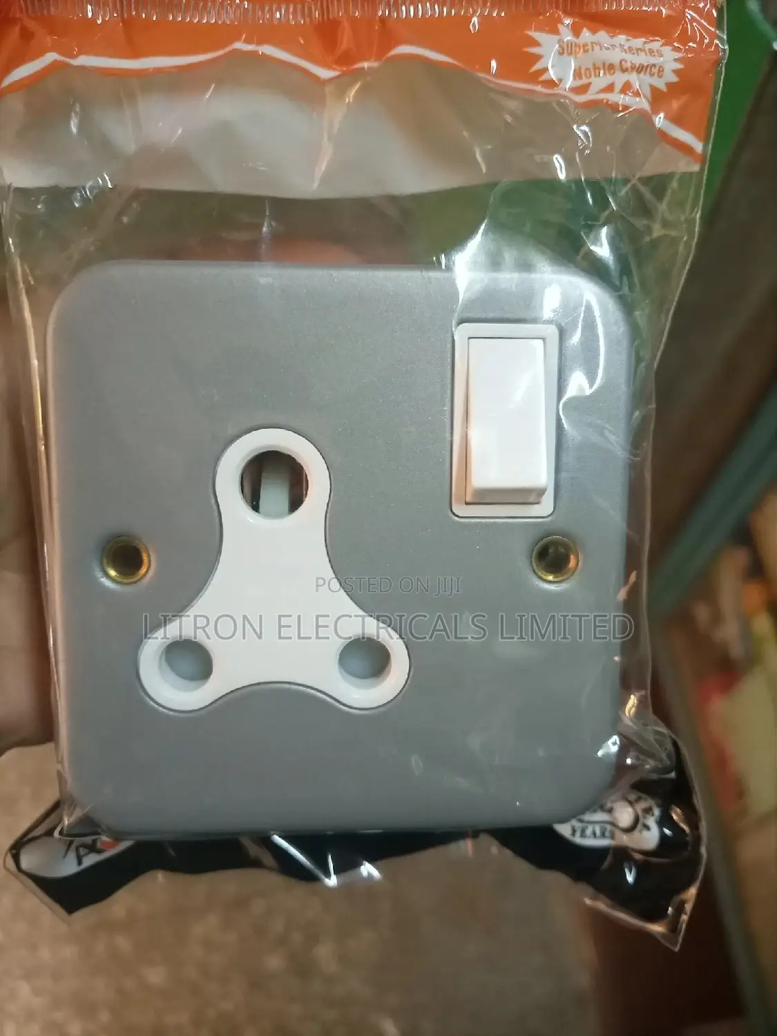 13A Metallic Sockets