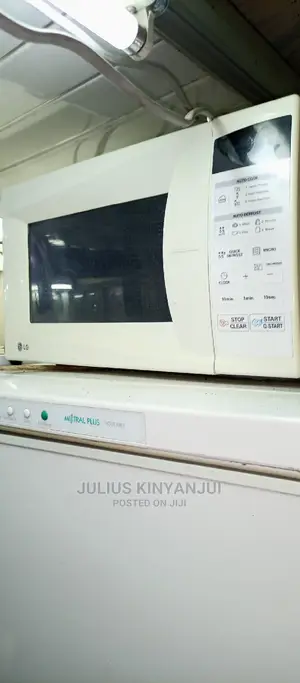 LG Microwave Oven