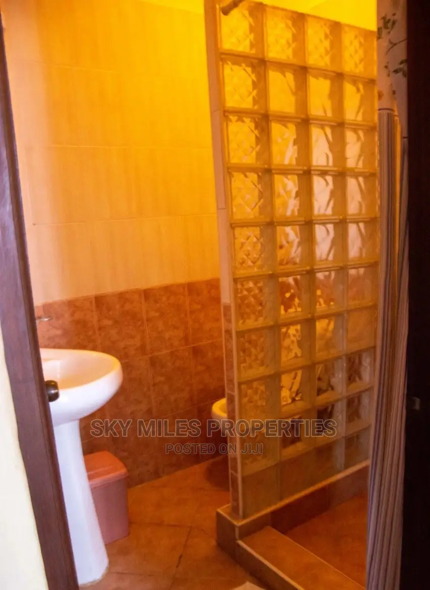 3bdrm Shared Apartment in La Marina, Mtwapa for rent