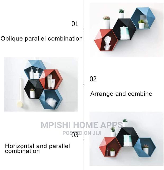 3pcs Hexagonal Wall Shelves - thumbnail 7