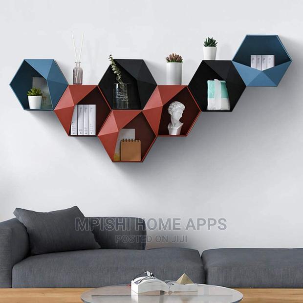 3pcs Hexagonal Wall Shelves - thumbnail 3