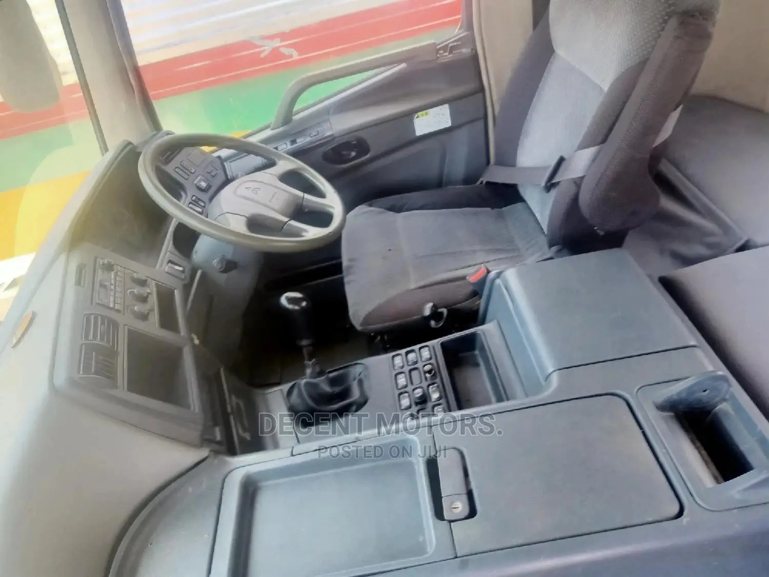 Mitsubishi Fuso Tipper 2014 Silver For Sale