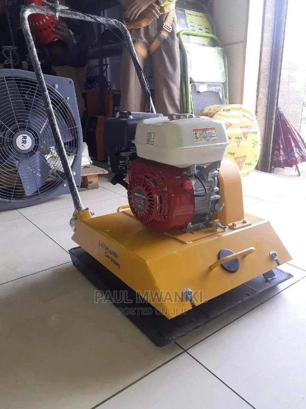 Plate Compactor. - main view