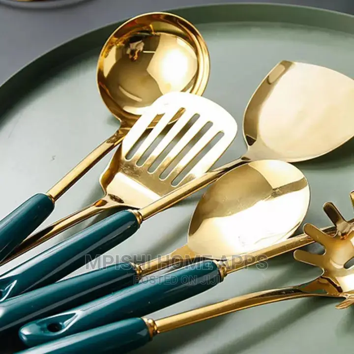 7pcs Golden Kitchenware Set