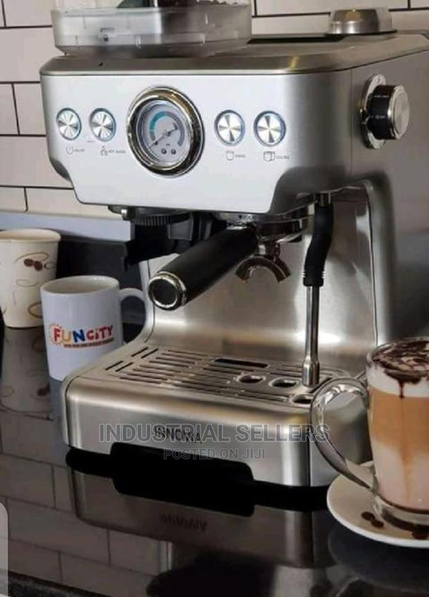 Portable Coffee Machine - main view