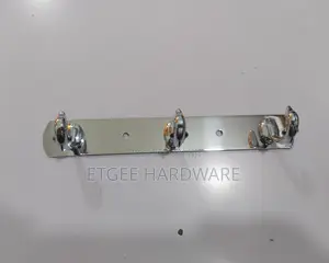 3 Hook Rail