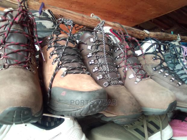 Best Hicking Shoe - thumbnail 3