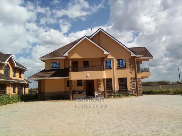 4bdrm House in Kenyatta Road / Theta for Sale