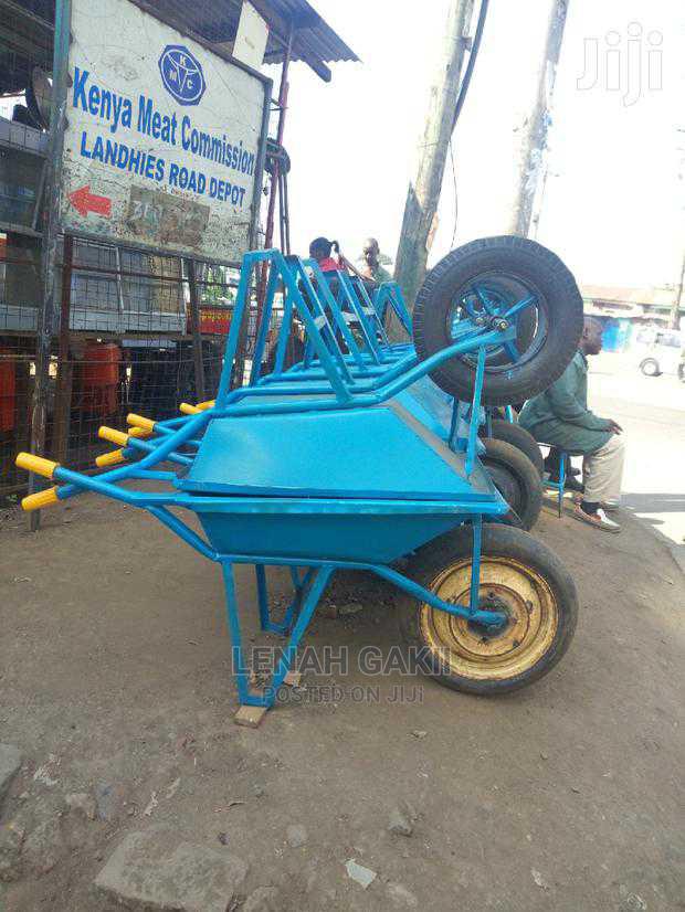 Wheelbarrow - thumbnail 4