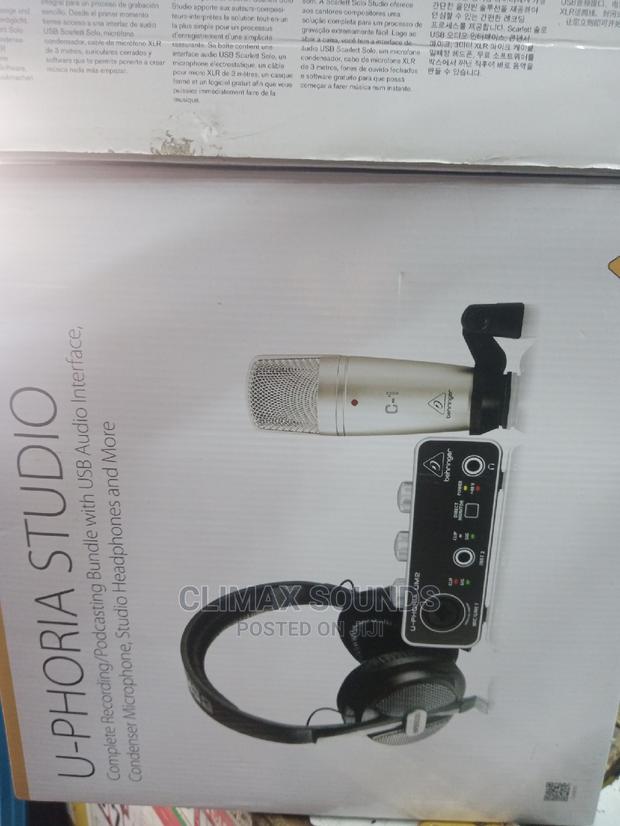 Studio U-Phoria Podcasting Bundle - thumbnail 2