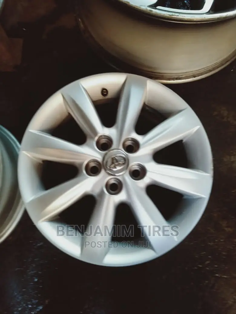 Original Rims Set Size 15 Inch 5 Holes.