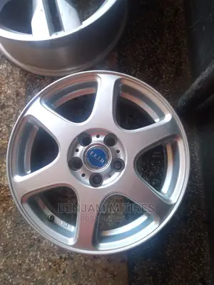 Clean Original Rim Set Size 15 Inch 5 Holes.