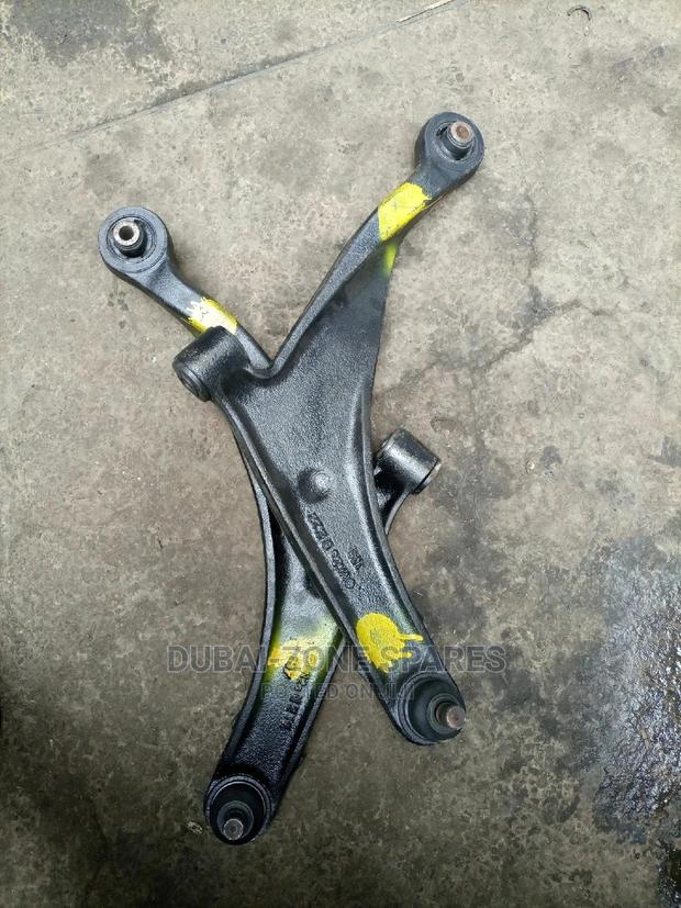 Exjapan Mistubishi Chariot Front Arms Available. - thumbnail 3
