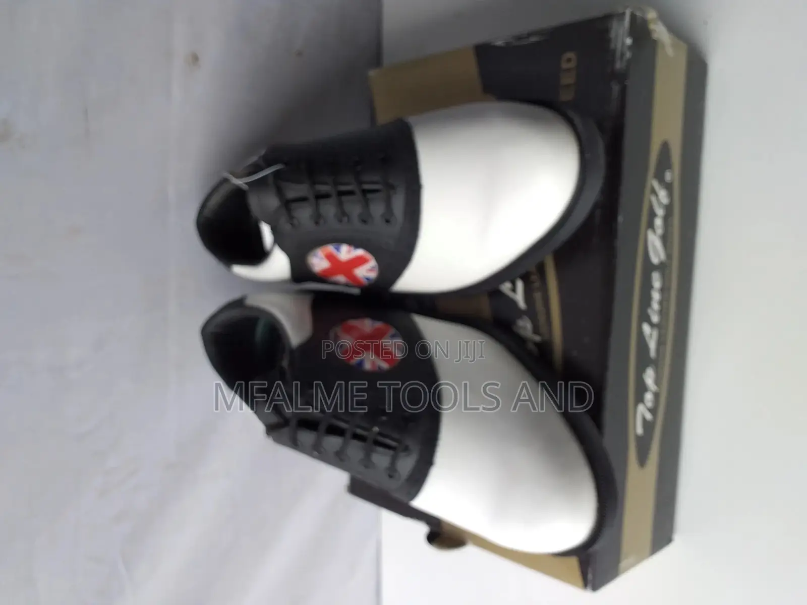 Sale! Sale! Genuine Leather Men Golf Shoes Plastic Spikes Ex-Uk