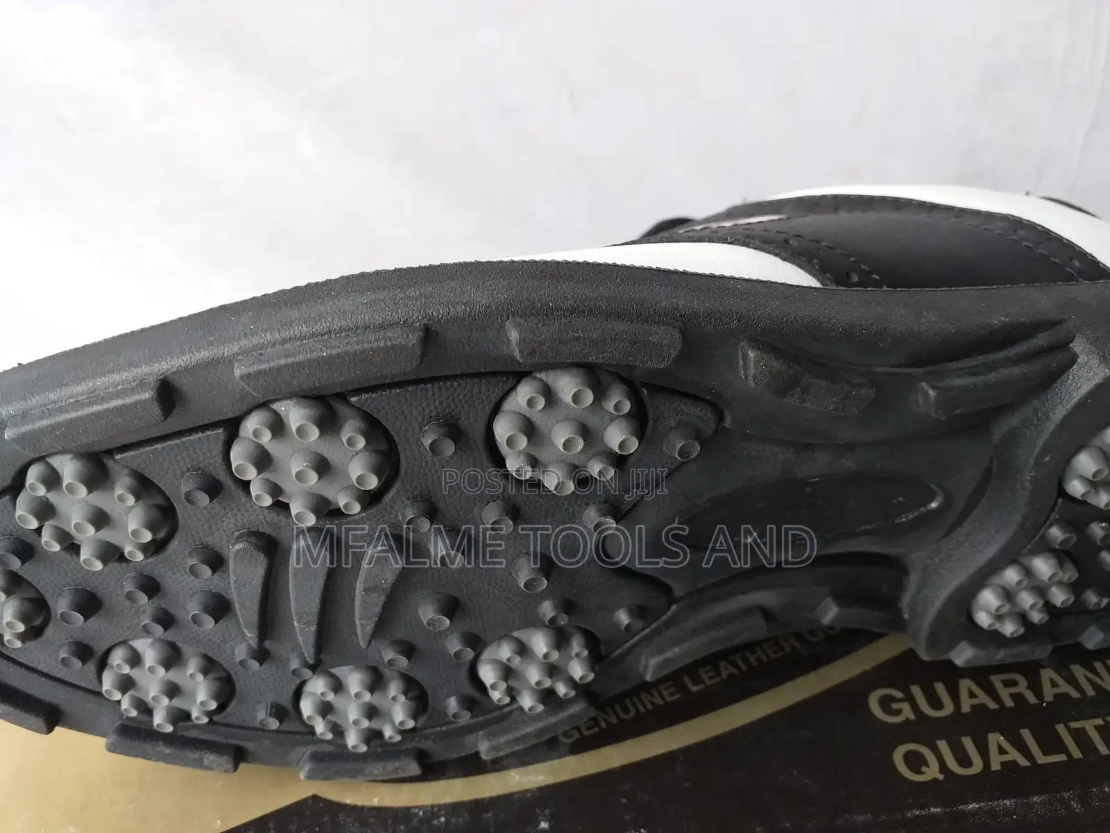Sale! Sale! Genuine Leather Men Golf Shoes Plastic Spikes Ex-Uk