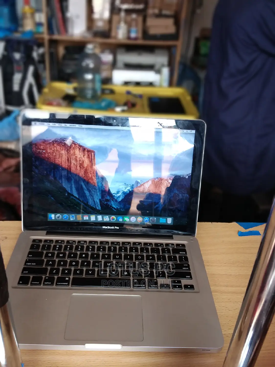 Laptop Apple MacBook Pro 8GB Intel Core I5 HDD 1T