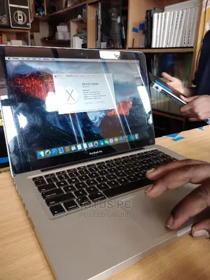 Laptop Apple MacBook Pro 8GB Intel Core I5 HDD 1T